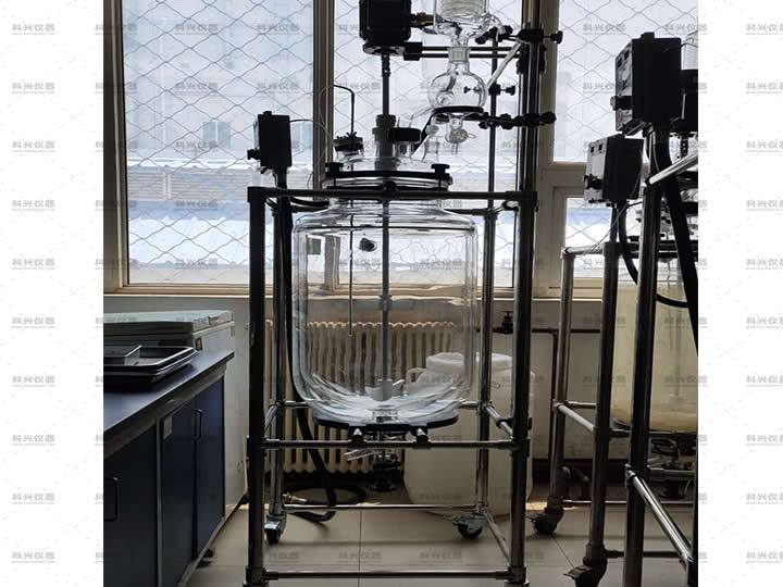 上?？婆d儀器與某工業(yè)有限公司合作